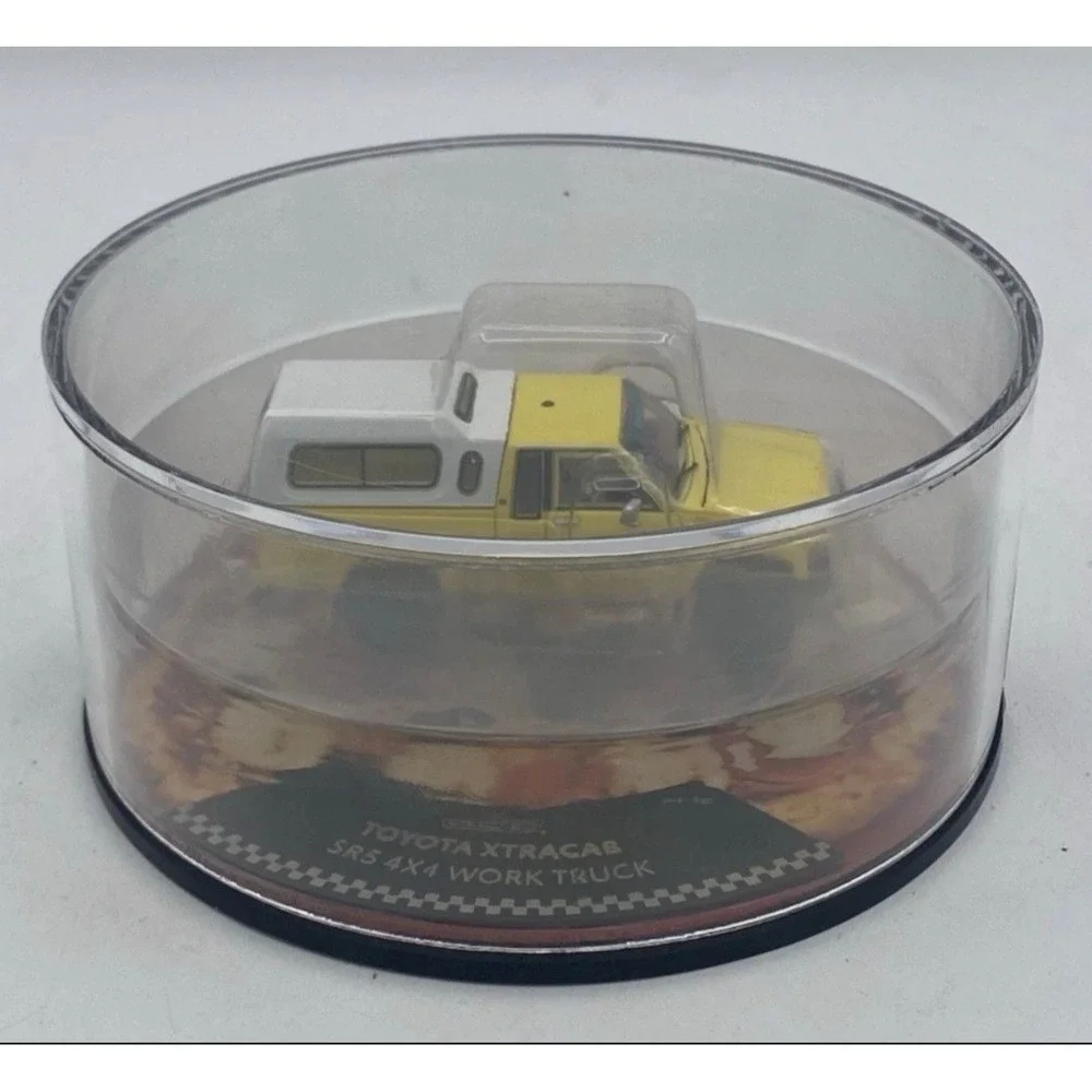 GCD DiecastTalk 1985 Toyota 4x4 Pickup Truck Toy Story Pizza Planet In Pizza Box